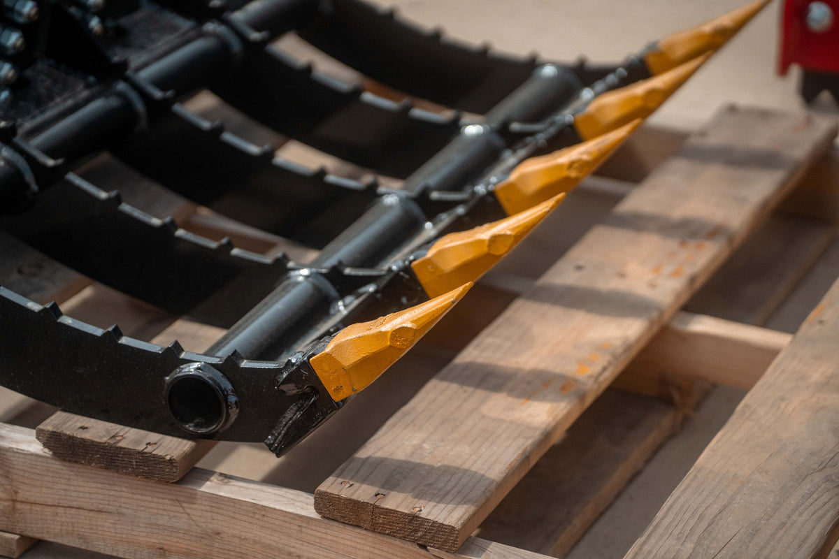 EXCAVATOR ROOT RAKE