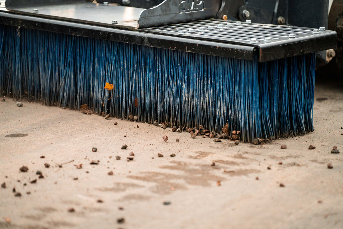 MINI QUIKBROOM